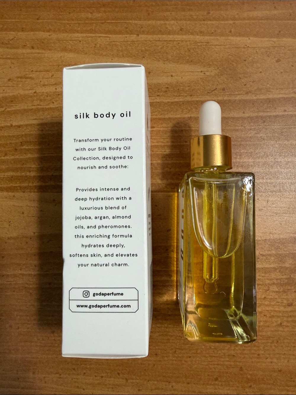 Goda Silk Body Oil — 1.7 fl oz - Picture 3 of 4